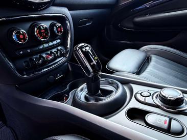 Mini Clubman Yours Cooper S — photo 23