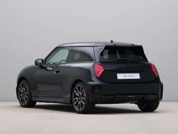 Mini Cooper E JCW — photo 7
