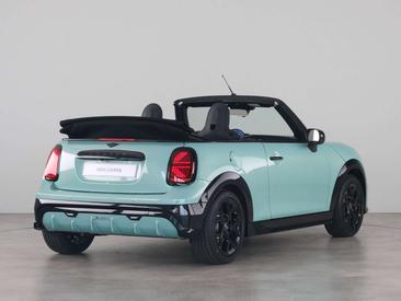 Mini Cabrio JCW Cooper — photo 9
