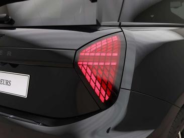 Mini Cooper E JCW — photo 11