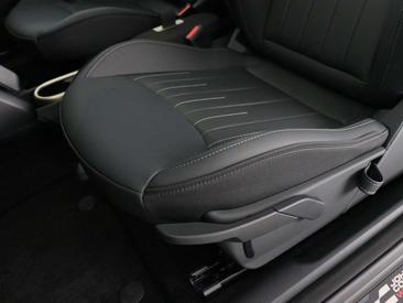 Mini Cooper E JCW — photo 14