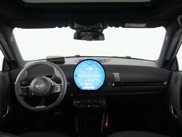 Mini Cooper E JCW — photo 16