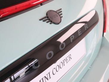 Mini Cabrio JCW Cooper — photo 29