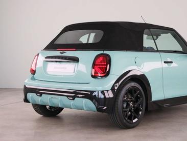 Mini Cabrio JCW Cooper — photo 38