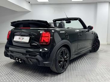 Mini Cabrio John Cooper Works — photo 4