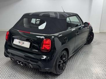 Mini Cabrio John Cooper Works — photo 5