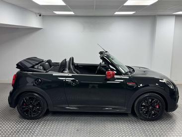 Mini Cabrio John Cooper Works — photo 7