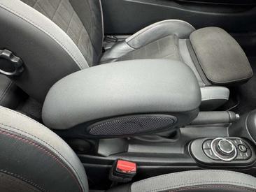 Mini Cabrio John Cooper Works — photo 19