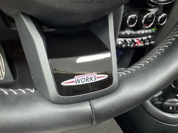 Mini Cabrio John Cooper Works — photo 30