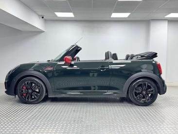 Mini Cabrio John Cooper Works — photo 35