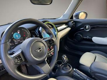Mini Hatch 3 Portes Camden One — photo 10