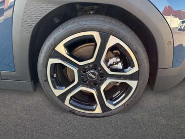 Mini Aceman Favoured — photo 12