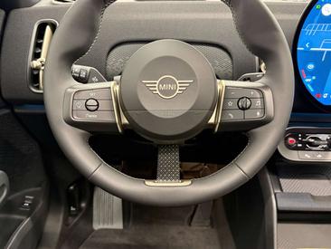 Mini Countryman Cooper E — photo 10
