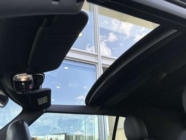 Mini Cabrio Chili Cooper — photo 14
