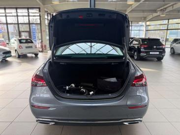 Mercedes Classe E 300 — photo 8