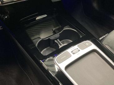 Mercedes CLA 200 AMG Line — photo 10