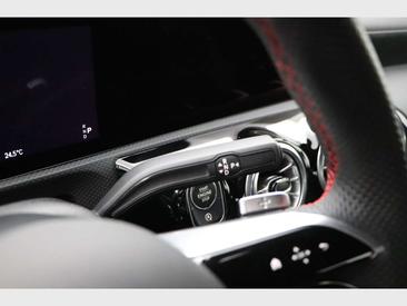 Mercedes Classe A 200 AMG Line — photo 16