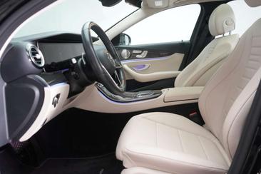 Mercedes Classe E 300 — photo 23