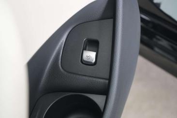 Mercedes Classe E 300 — photo 28