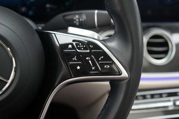 Mercedes Classe E 300 — photo 34