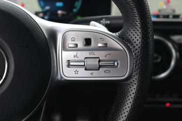 Mercedes Classe A 250 AMG Line — photo 30