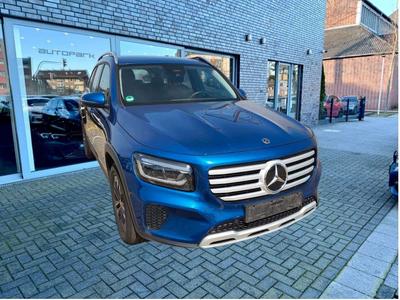 Mercedes GLB 180