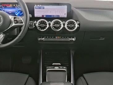 Mercedes EQA — photo 4