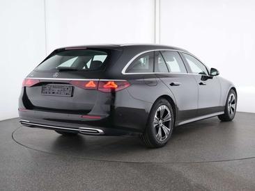 Mercedes Classe E 200 AVANTGARDE — photo 2