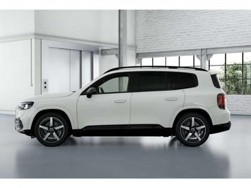 Mercedes GLB 250 AMG Line — photo 3