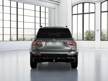 Mercedes GLB 180 Night Edition — photo 5