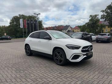 Mercedes GLA 220 Night Edition — photo 4