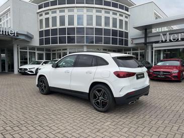 Mercedes GLA 220 Night Edition — photo 6