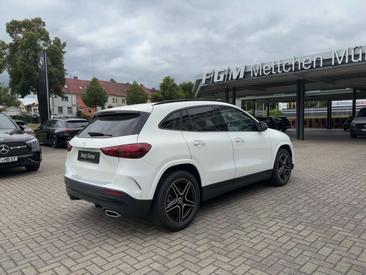 Mercedes GLA 220 Night Edition — photo 7