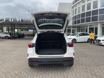 Mercedes GLA 220 Night Edition — photo 9
