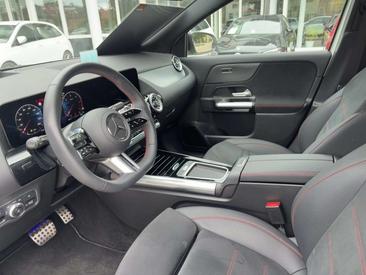 Mercedes GLA 220 Night Edition — photo 10