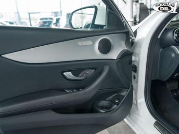 Mercedes Classe E 300 — photo 8