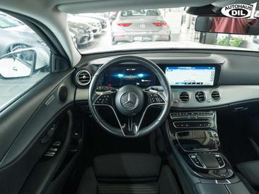 Mercedes Classe E 300 — photo 12