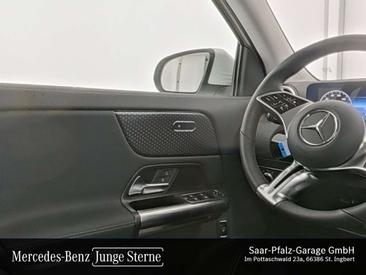 Mercedes GLA 180 Progressive — photo 9