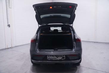 Mercedes EQC 400 AMG Line — photo 14