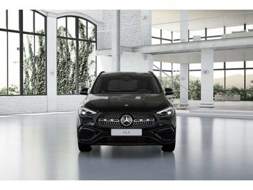 Mercedes GLA 200 Night Edition — photo 4
