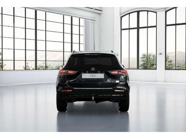 Mercedes GLA 200 Night Edition — photo 5