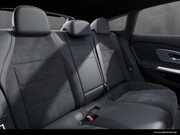 Mercedes CLA 200 AMG Line — photo 10
