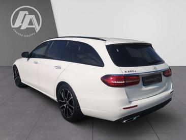 Mercedes Classe E 220 Night Edition — photo 2