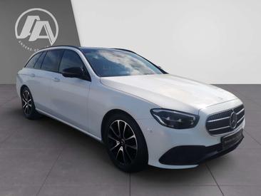 Mercedes Classe E 220 Night Edition — photo 4