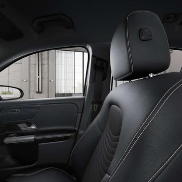 Mercedes GLA 180 — photo 15