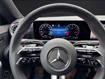 Mercedes CLA 200 AMG Line — photo 7