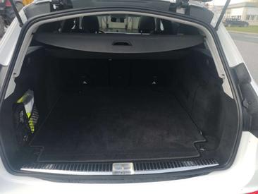 Mercedes Classe E 220 Night Edition — photo 6