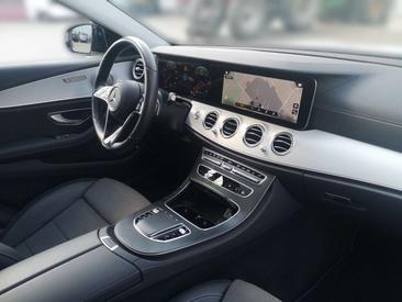 Mercedes Classe E 220 Night Edition — photo 7