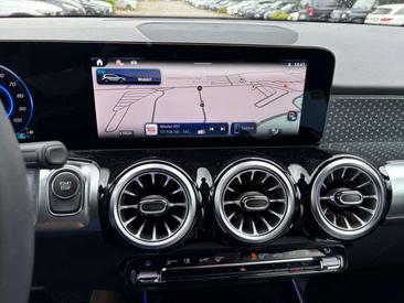 Mercedes EQB 350 Advanced — photo 10
