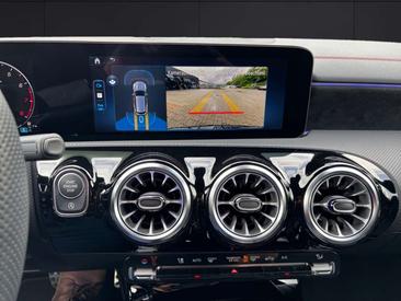 Mercedes CLA 200 AMG Line — photo 11